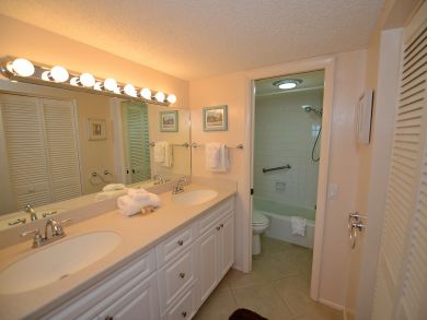 Sanibel Beach Rentals with Pool & Great Pricing